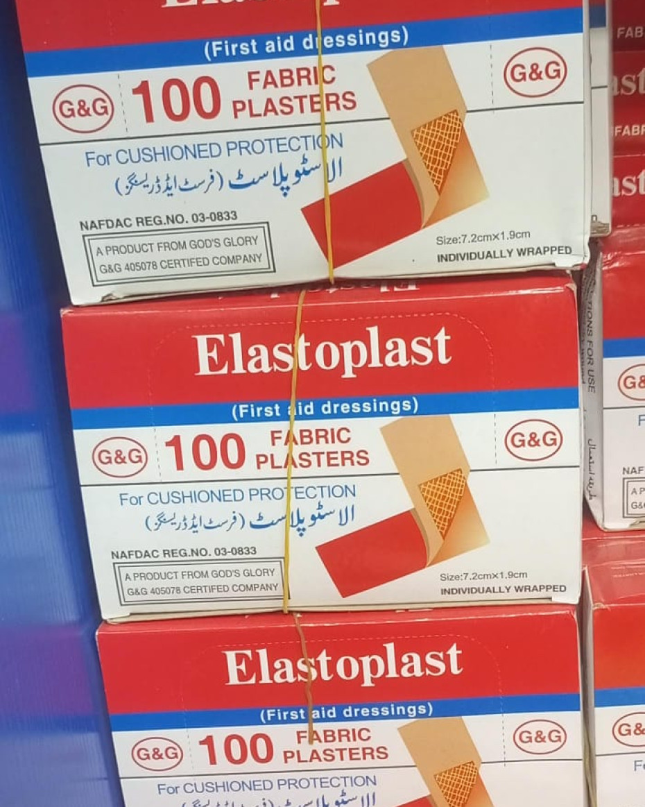 Medics on Duty-Plaster-image-1