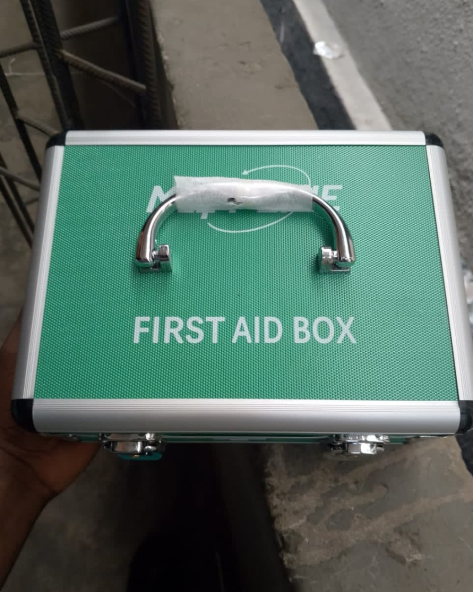 Medics on Duty-First Aid Box Empty-image-1