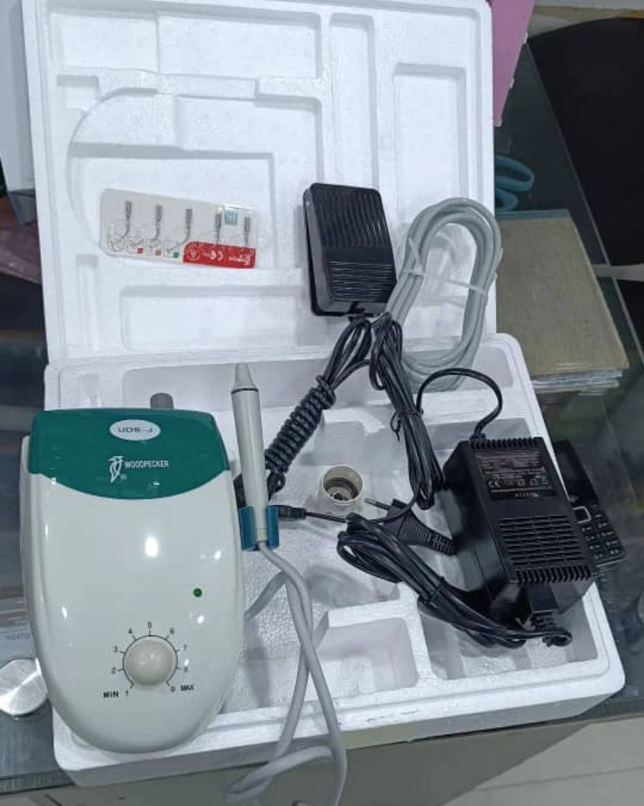 Medics on Duty-Wood Pecker Scaling Machine-image-1